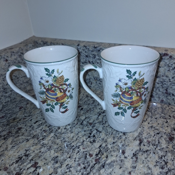 Mikasa Other - Vintage Mikasa Coffee Mugs~Festive Spirit~English Countryside~Tea Cups~Christmas